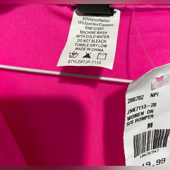 JNK Pink Romper Women's Size Medium - Picture 2 of 5